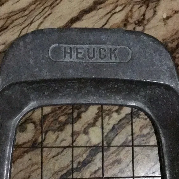 VINTAGE FRENCH FRY CUTTER - Picture 3 of 5